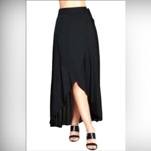 Cha Cha Vente Black High Low Black Skirt Size Medium